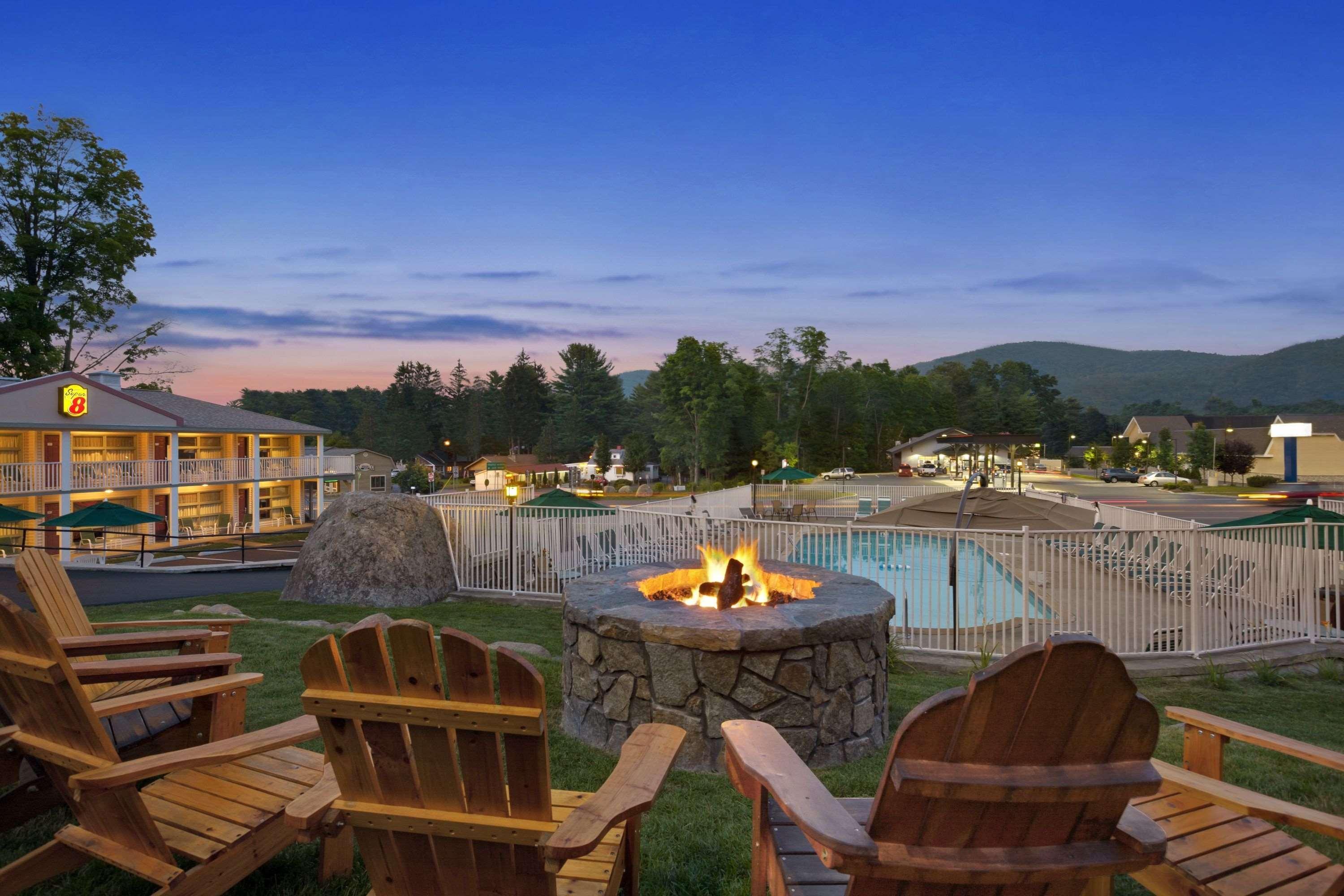 Super 8 By Wyndham Lake George/Downtown Esterno foto