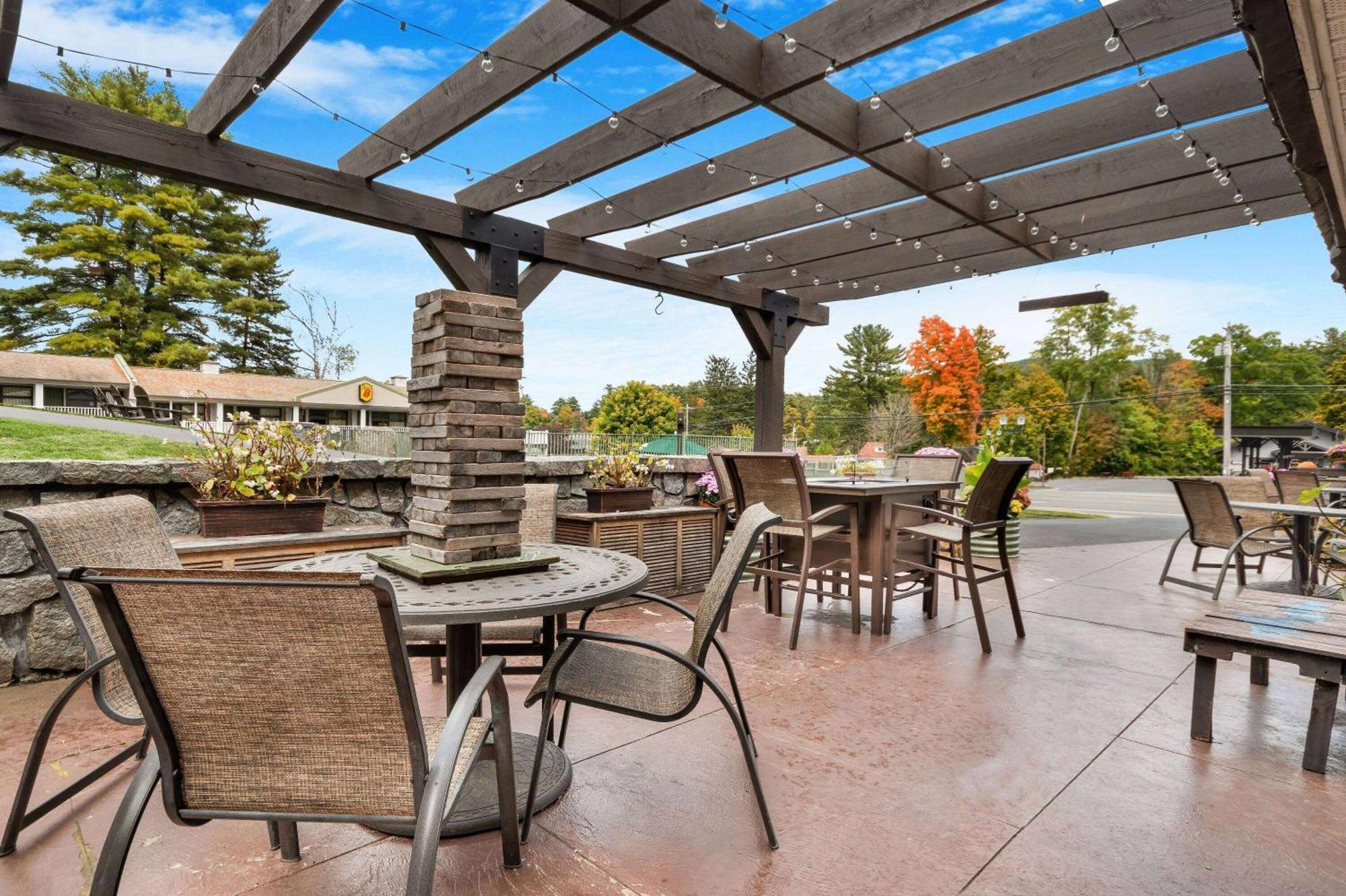 Super 8 By Wyndham Lake George/Downtown Esterno foto