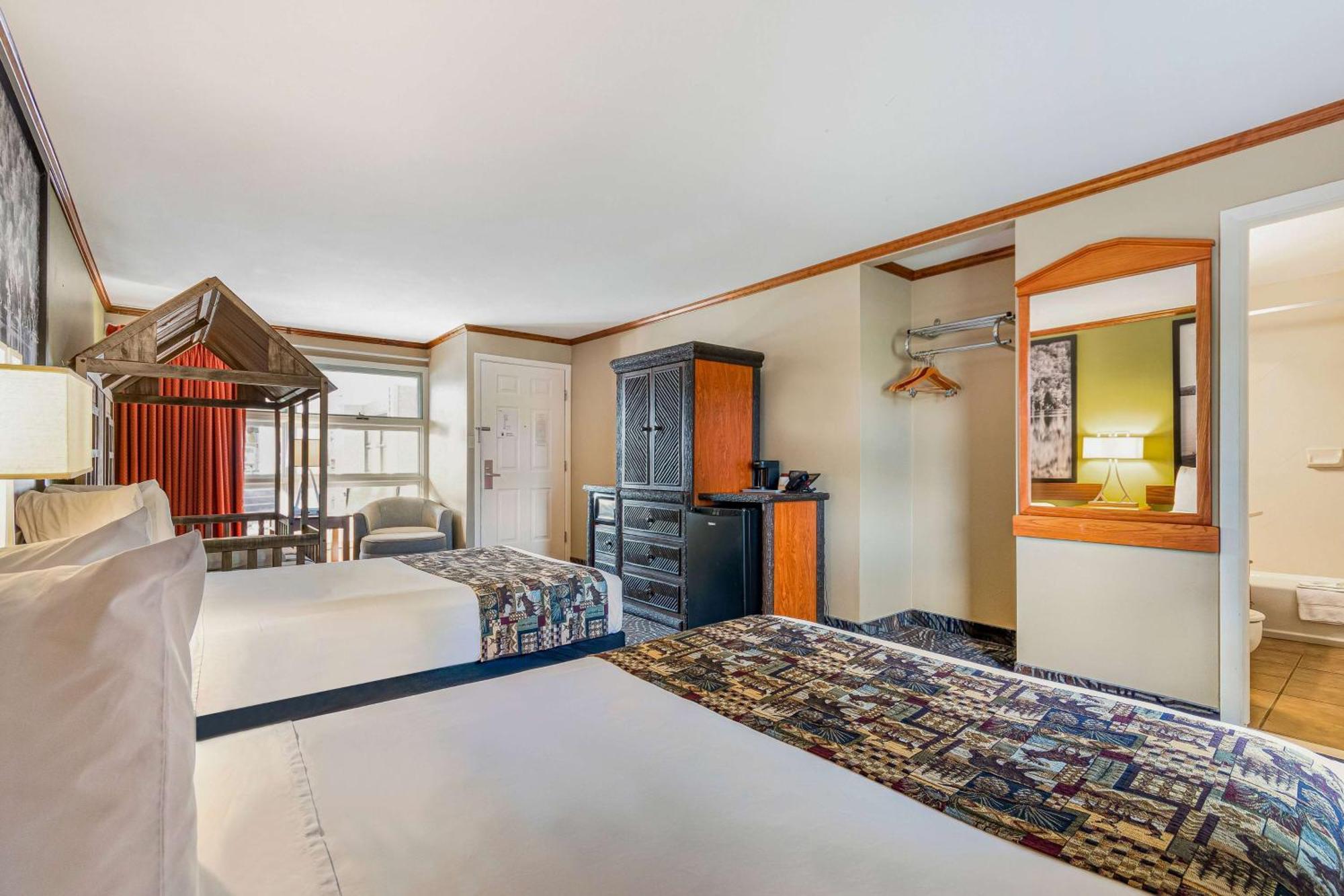 Super 8 By Wyndham Lake George/Downtown Esterno foto